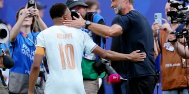 Özel uçakta gizli zirve: Mbappe'den Liverpool itirafı