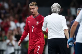 Portekiz'de Ronaldo krizi: Taraftarlar ilk 11'de istemiyor mu?