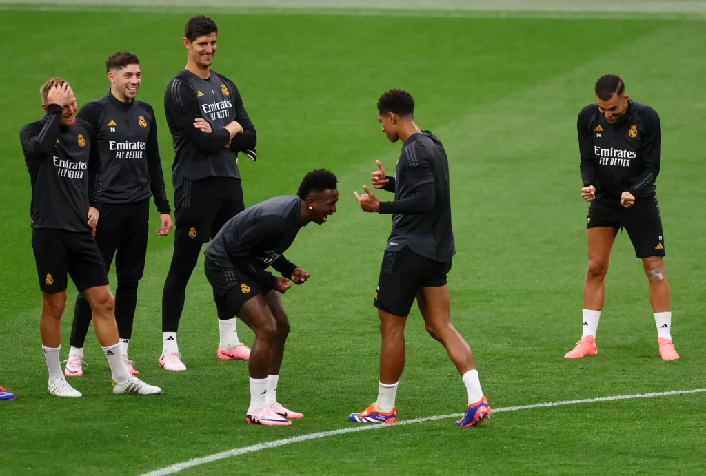 Real Madrid'den çifte hamle: Bellingham ve Courtois kararı