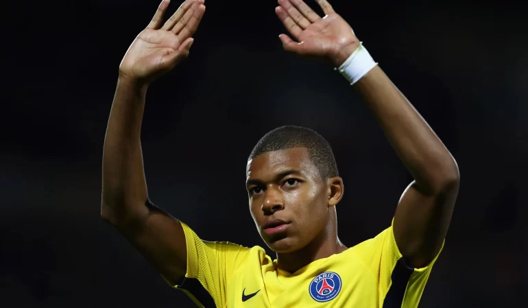 Rivaldo'dan Mbappe'ye: Son saatlerde biten tarihi transferler