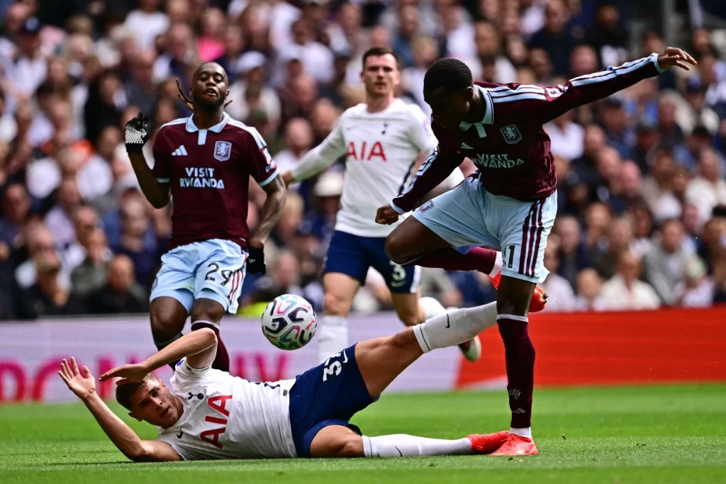 Tottenham'da tarihi hezimet: Roberto De Zerbi çöküşe geçti