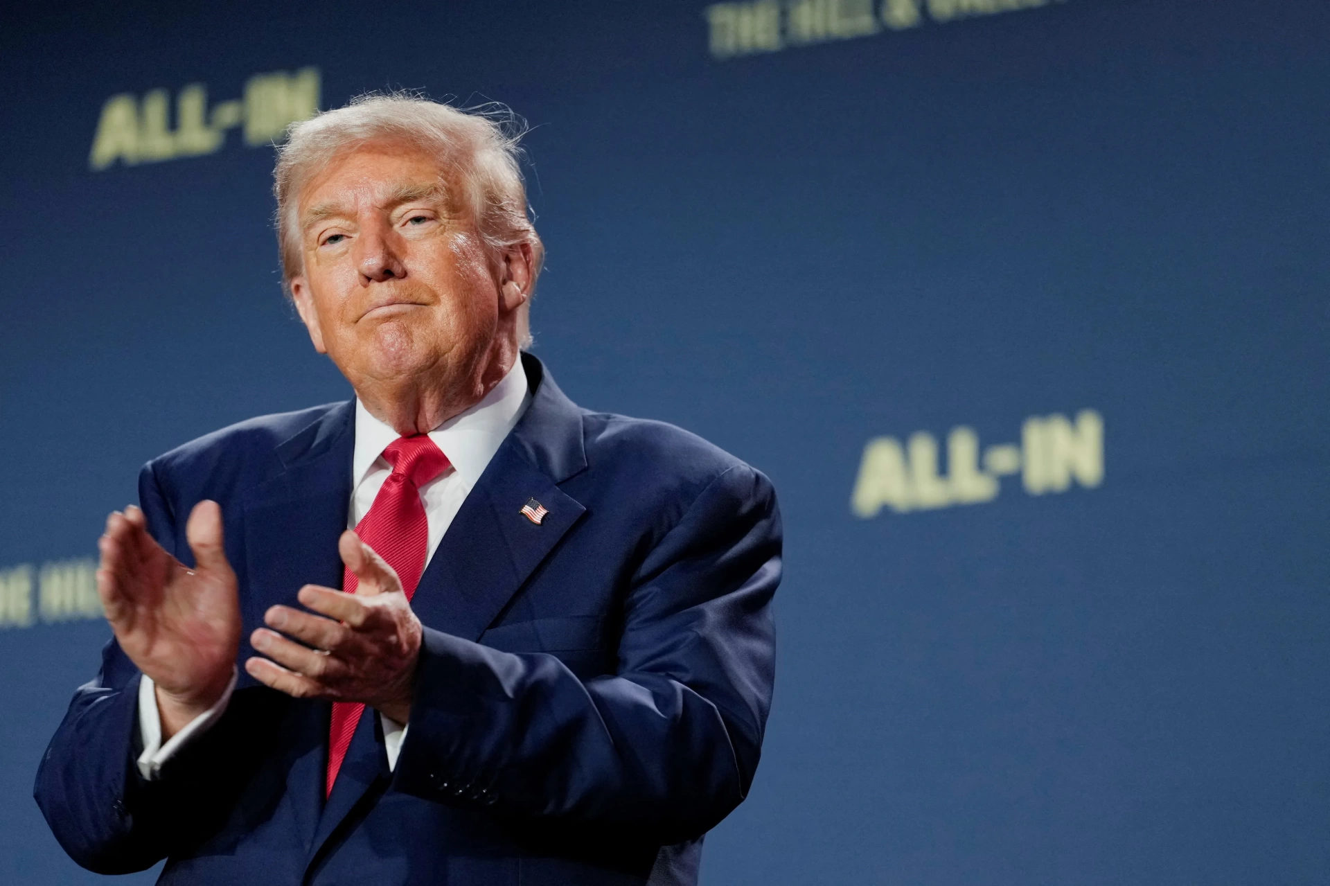 Trump'tan yapay zeka hamlesi: Artık süper zeka denecek!