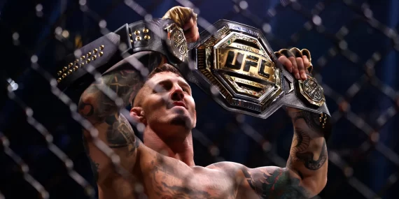 UFC’de deprem etkisi: Şampiyon kemerini resmen bıraktı