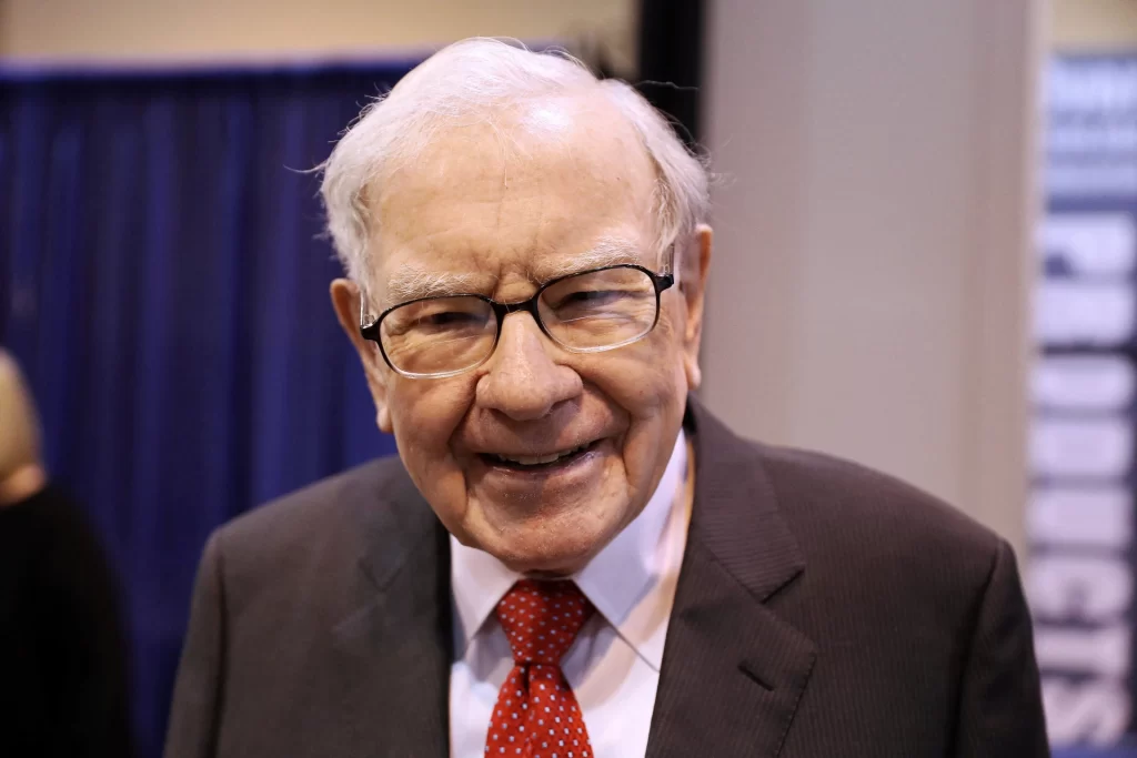 Wall Street'te tarihi devir: Warren Buffett başkanlığı bıraktı