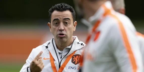 11 günde 4 maç: Xavi’den UEFA ve FIFA’ya sert isyan