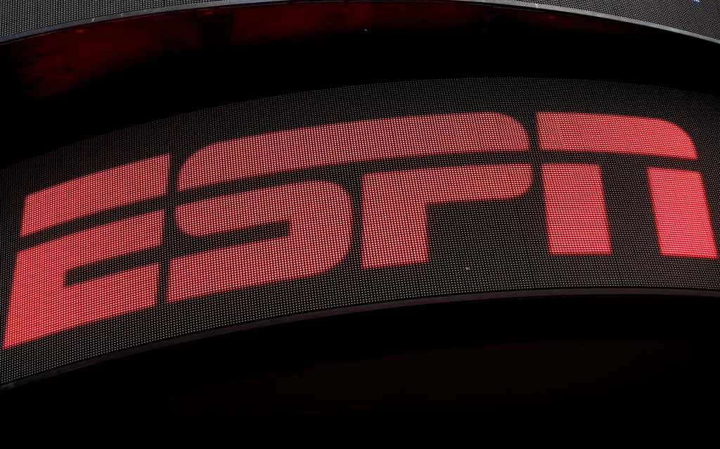 "Ailemi mahvetti, elim kana bulanmasın": Ünlü yapımcıdan ESPN'e bahis istifası!