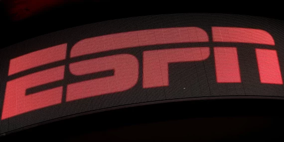 "Ailemi mahvetti, elim kana bulanmasın": Ünlü yapımcıdan ESPN'e bahis istifası!