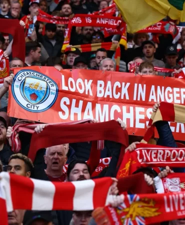 anfieldda-sahtekarlar-sesleri-cityye-sert-karsilama