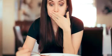 Birkaç lokmada doyuyor musunuz? Bu belirtileri sakın geçiştirmeyin
