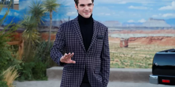 Breaking Bad yıldızı RJ Mitte 34 yaşında hayatını kaybetti!