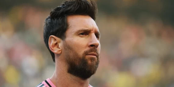 Cornellà’dan sonra yeni hamle: Lionel Messi İspanyol kulübü Eldense’yi satın aldı
