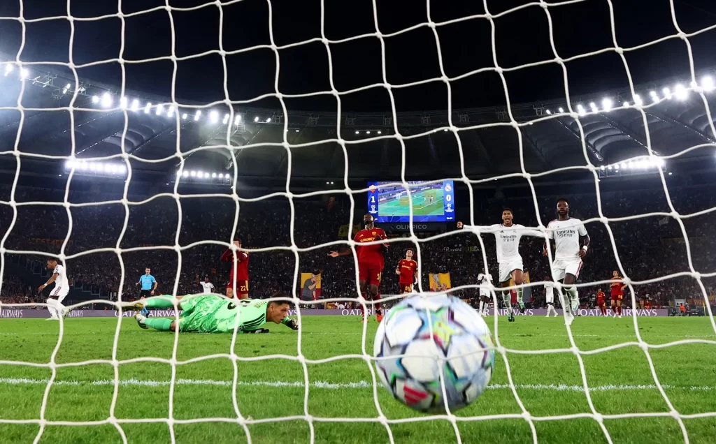 Devler Ligi'nde tarihi gece: 9 maçta tam 46 gol atıldı!