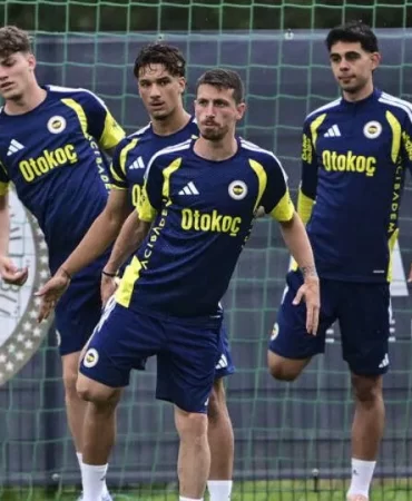 Fenerbahçe’de çifte müjde: Rize kafilesinde sürpriz isimler