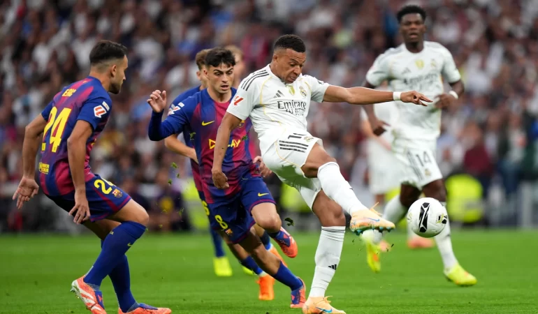 Flick'ten El Clasico planı: Mbappe'yi durdurmanın formülü belli oldu
