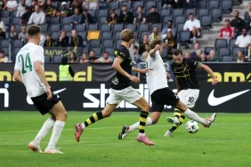 Futbol tarihine geçti: Bir devrede tam 11 gol birden atıldı
