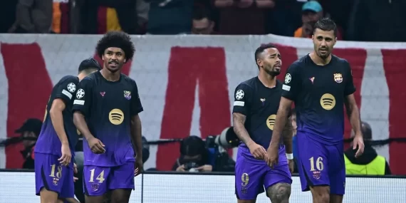 Galatasaray öne geçtiği maçta Barcelona kabusunu yaşadı: 1-4