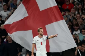 Harry Kane tarihe geçti: Shilton'ın 36 yıllık rekorunu yakaladı!