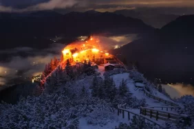 Hitler'in Kartal Yuvası alevlere teslim: Kundaklama şüphesi