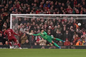 İngiltere'de penaltı gecesi: Devler turladı, Chelsea elendi!