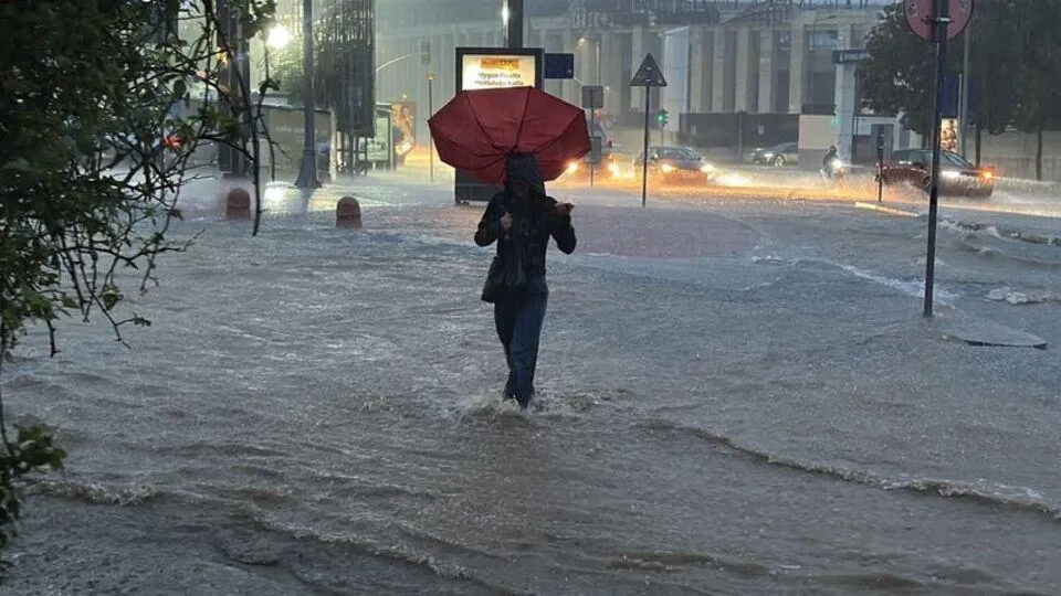 İstanbul'da 41 yılın rekoru kırıldı: Felaketin bilançosu ağır