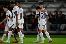 İtalya'da zirve yarışı kızıştı: Inter kazandı, Milan çöktü!