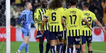 Kadıköy'de çifte sevinç: Mert Hakan sahada, Lukaku siftah yaptı