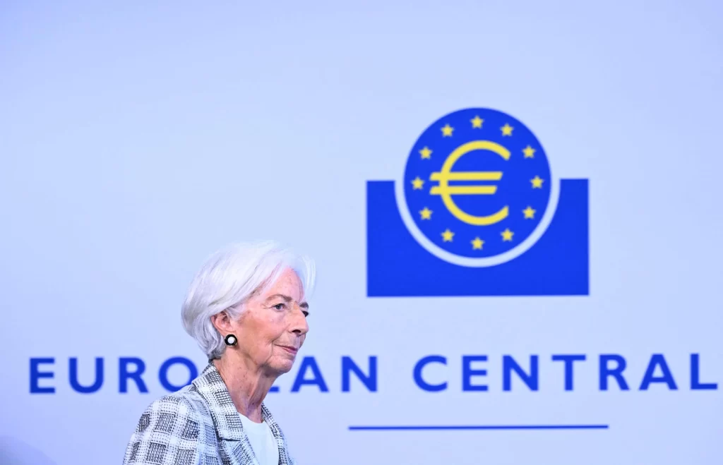 Lagarde'dan borçlu ülkelere sert uyarı: Yüksek faize alışın!
