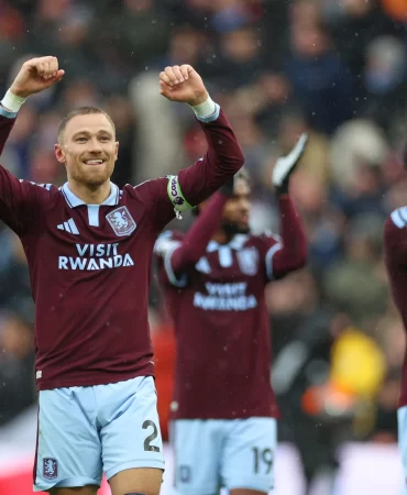 Lidere ilk çelme: Aston Villa, Manchester City'yi yıktı