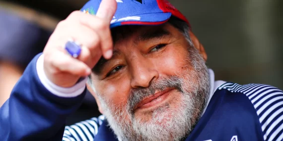 Maradona davasında karar anı: Kızından mahkemede gözyaşları