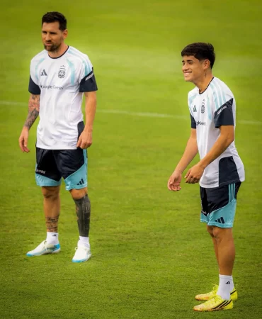 Messi geleceğin 10 yıldızını seçti: Listede milli futbolcu da var!