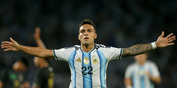 Messi’nin yokluğunda tarih yazdı: Agüero’nun rekoruna ortak