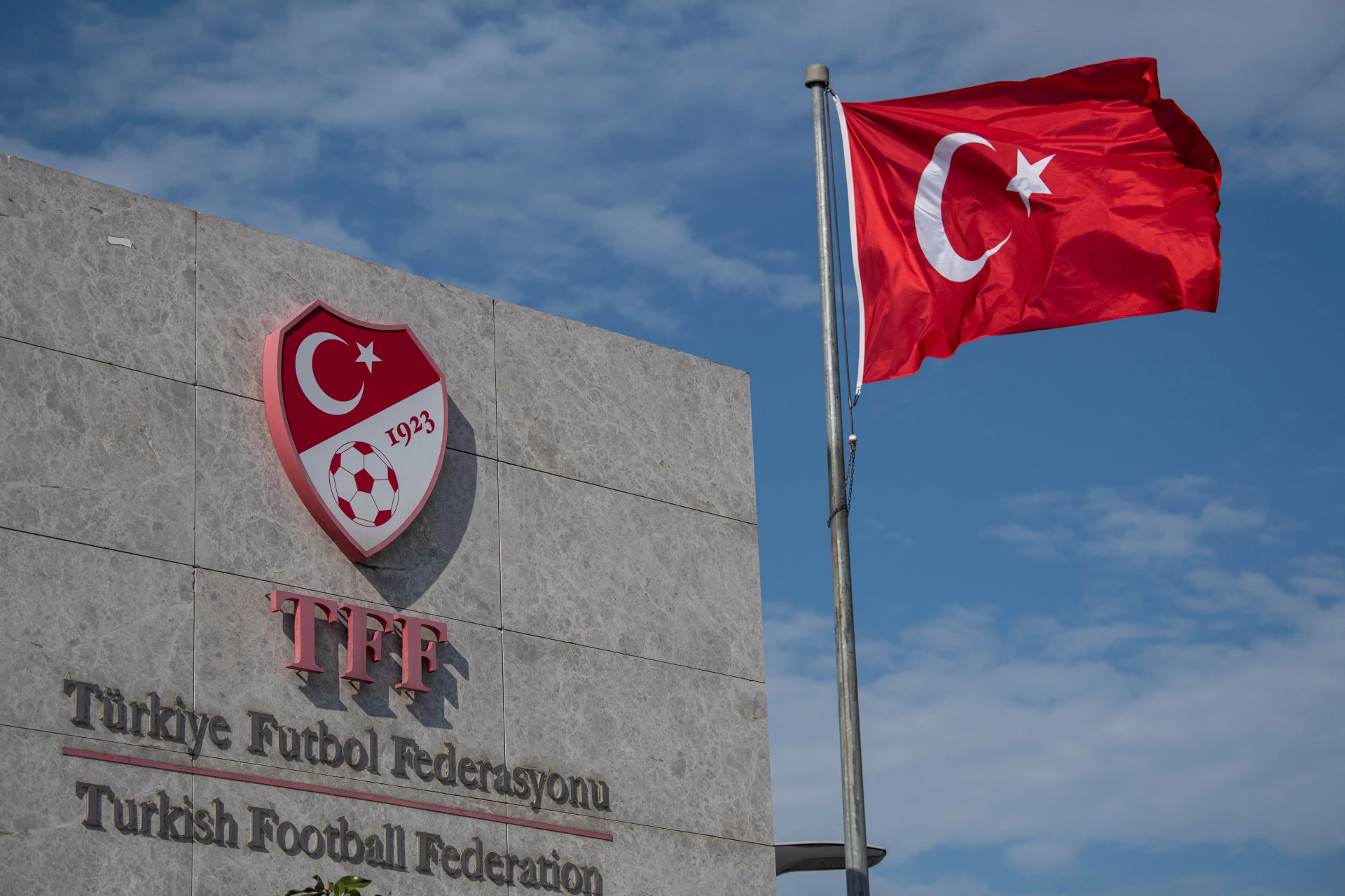 MHK Başkanı Ferhat Gündoğdu yolsuzluk soruşturmasında tutuklandı