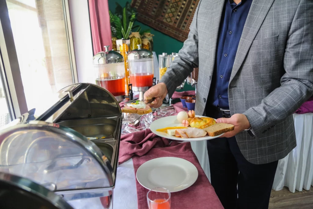 Otel rezervasyonunda yemek tuzağı: Yemeyeceğiniz öğüne para ödemeyin