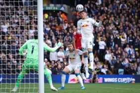 Premier Lig'de kritik viraj: Arsenal kazandı, ManU takıldı