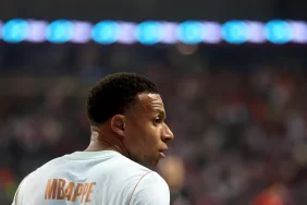 Real Madrid'de Mbappe krizi: Sakat haliyle bisiklete bindi