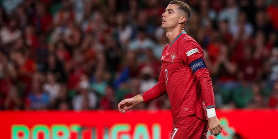 Regragui’den Ronaldo çıkışı: Portekiz ona Messi gibi bakmadı!