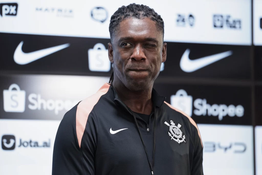 "Ronaldo'nun arkasında oynayacaksın": Seedorf gerçeği anlattı