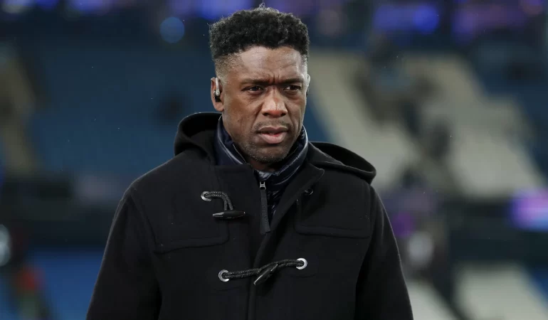 Seedorf Brezilya'ya döndü: Corinthians'ta yeni dönem