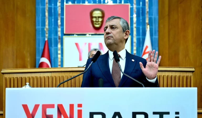 Siyasette kritik gün: Yeni Parti için son sözü AYM söyleyecek