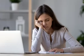 Spora bir saat var, diş ipine bir dakika yok: Nedeni ne?