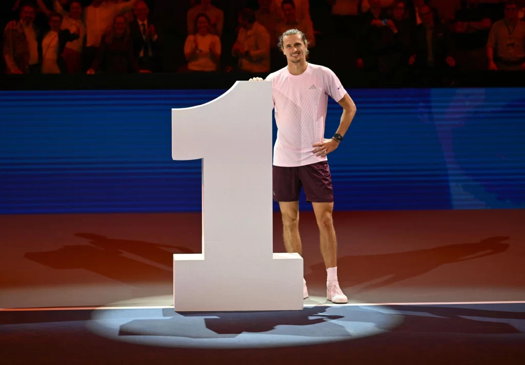 Teniste 35 yıllık hasret bitti: Zverev dünya bir numarası oldu!