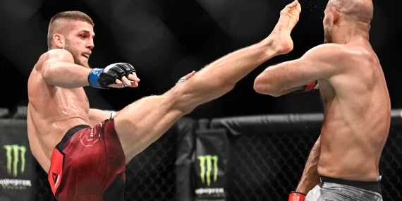 UFC’de 20 yıllık serüven: İlk adımlardan şampiyonluk kemerine