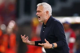 "Utanmazlar": Mourinho Vinicius cezası sonrası İspanya'yı topa tuttu!