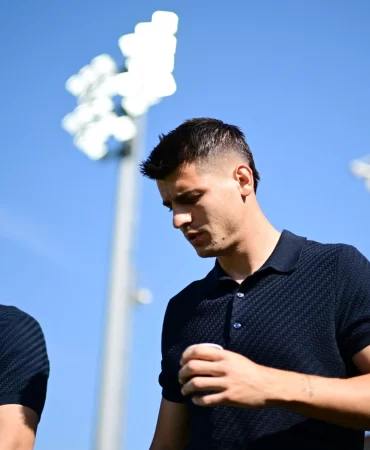 Yedek kulübesinden kırmızı karta: Morata için İspanya 2. Ligi kabusa döndü